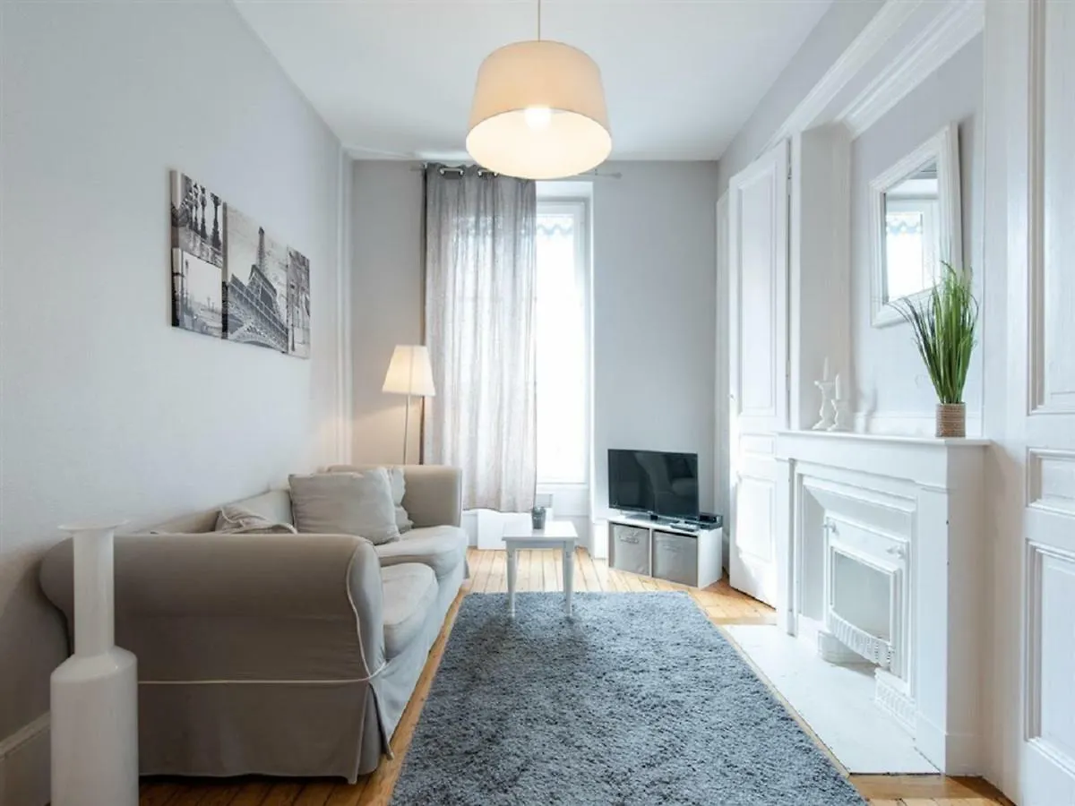 Appartement Le Nid Lyonnais - Le Vienne 0*, Lyon France